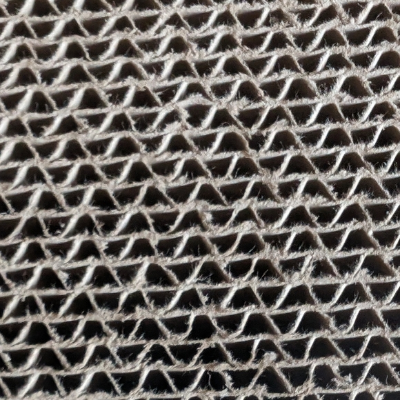 Cat Scratcher Holiday Themed Play House - Picture 7 of 8